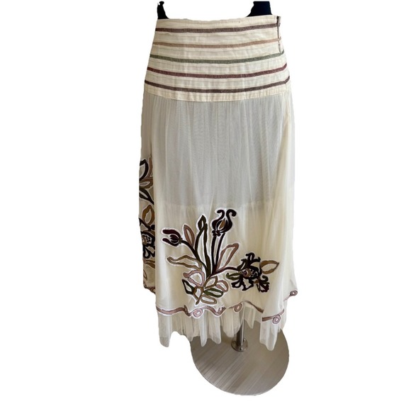 Basil & Maude Skirt Woman's Sz. 4 Midi A‎ Line Cream Embroidered Gauze Tulle Hem - Picture 1 of 11